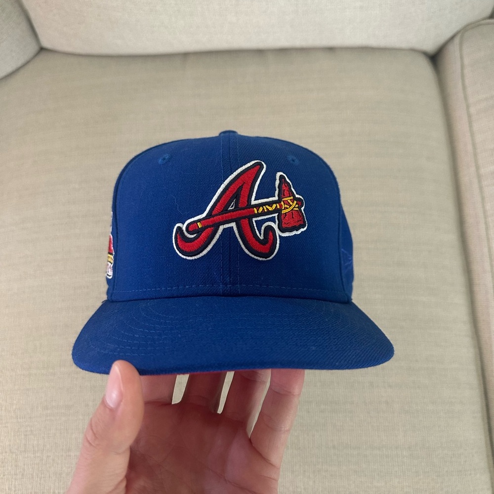 Atlanta Braves Fitted. Size 7